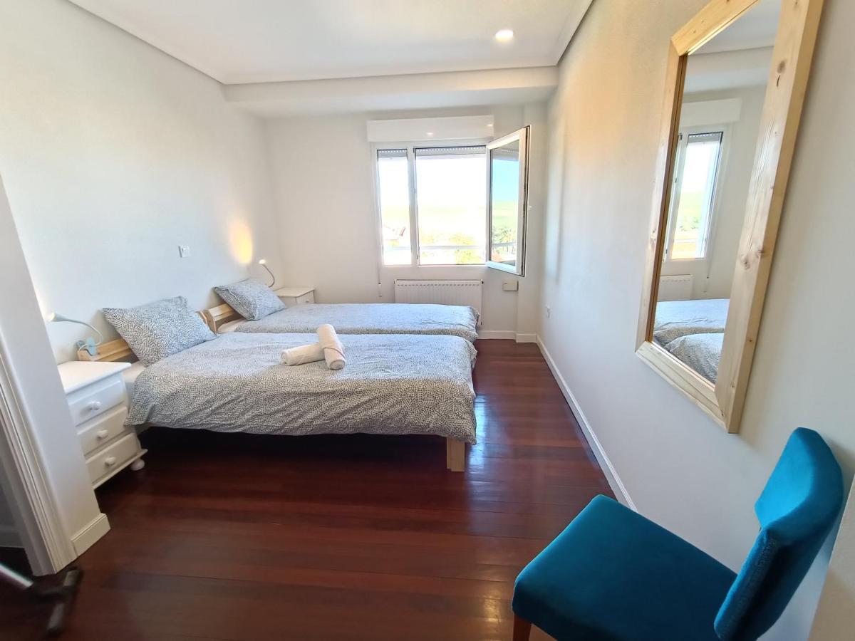 Ferienwohnung Bonito Duplex Cerca De La Playa Y De Santander Santa Cruz De Bezana Exterior foto